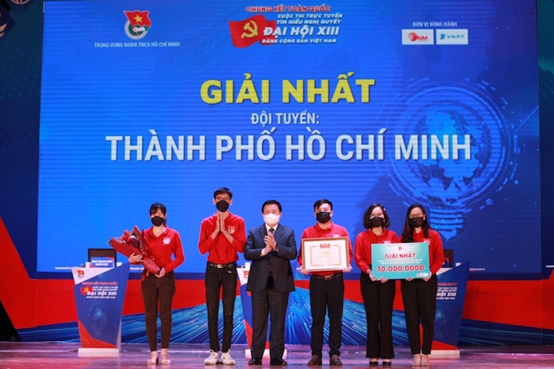 Les jeunes vietnamiens, force d avant-garde dans la défense des fondements idéologiques du Parti